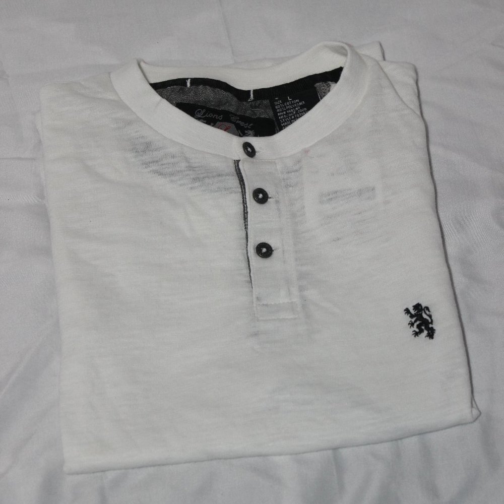 Lion's Crest English Laundry White Buttoned TShirt